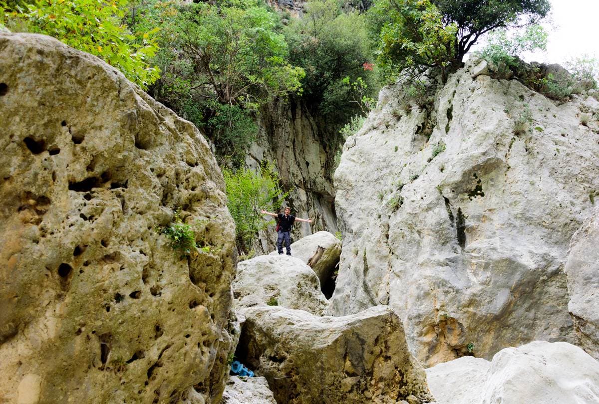 Hiking Ridomo Gorge 6111