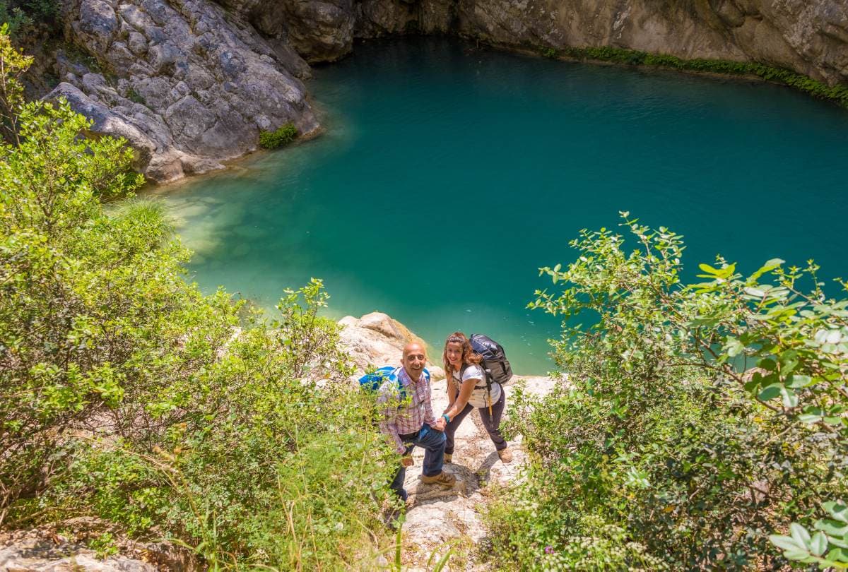 Hiking Polilimnio Waterfalls 8504
