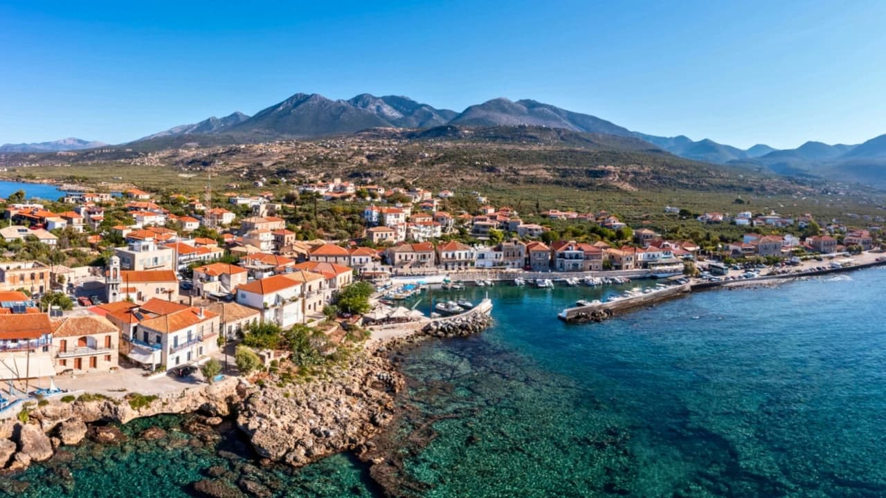 stunning wide view of the Mani coast