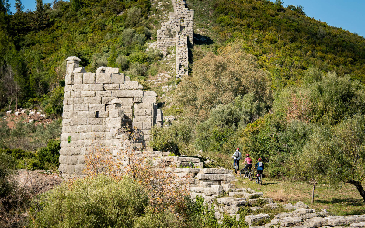 ancient messene e bike tour featured image