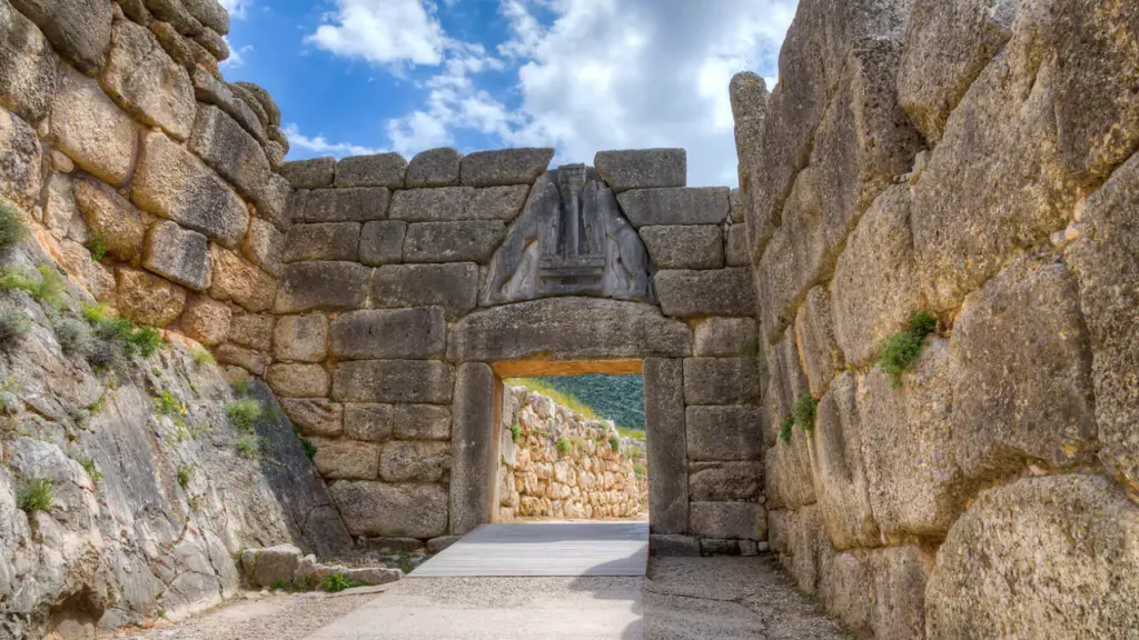 Explore Messinia-The lions gate at Mycenae